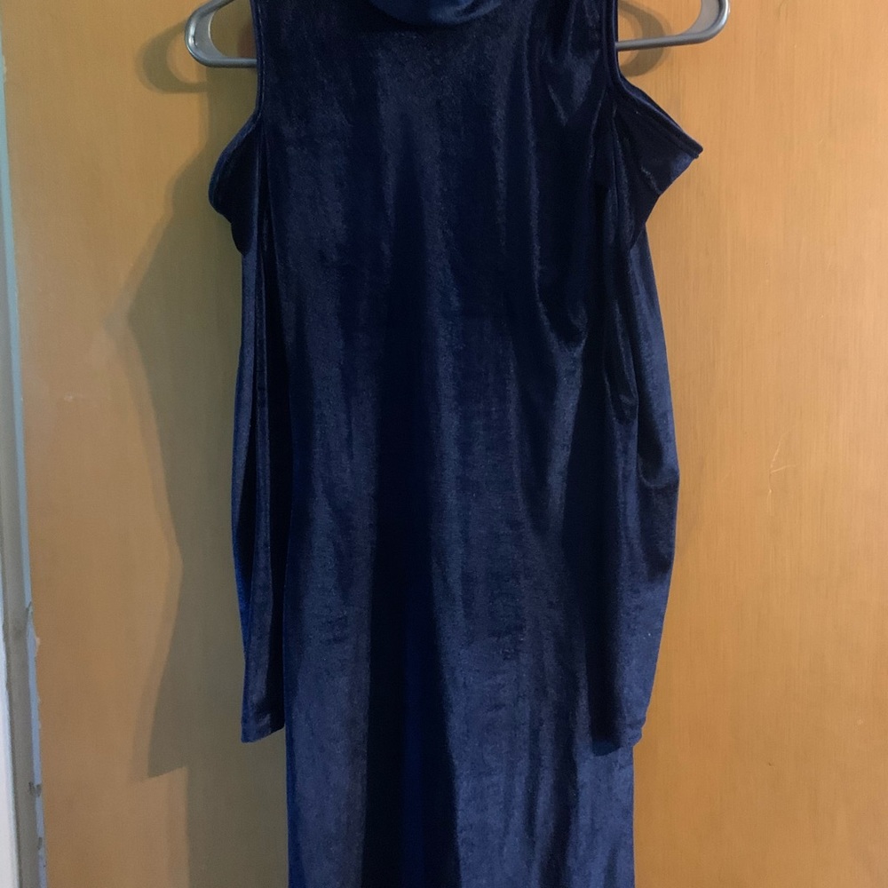 Velvet Dress - Picture 2 of 2